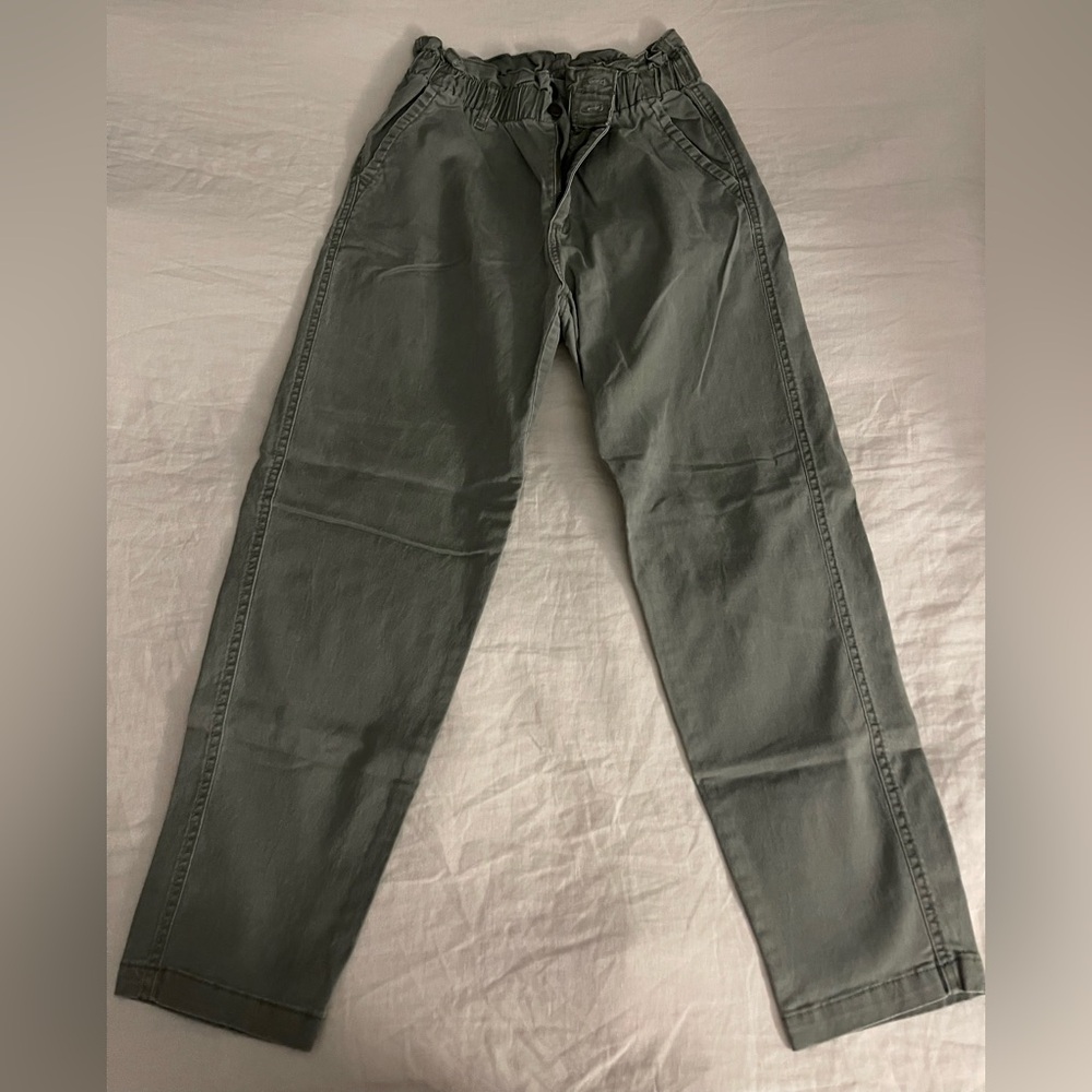 Universal Thread High Waisted Ruffle Pant